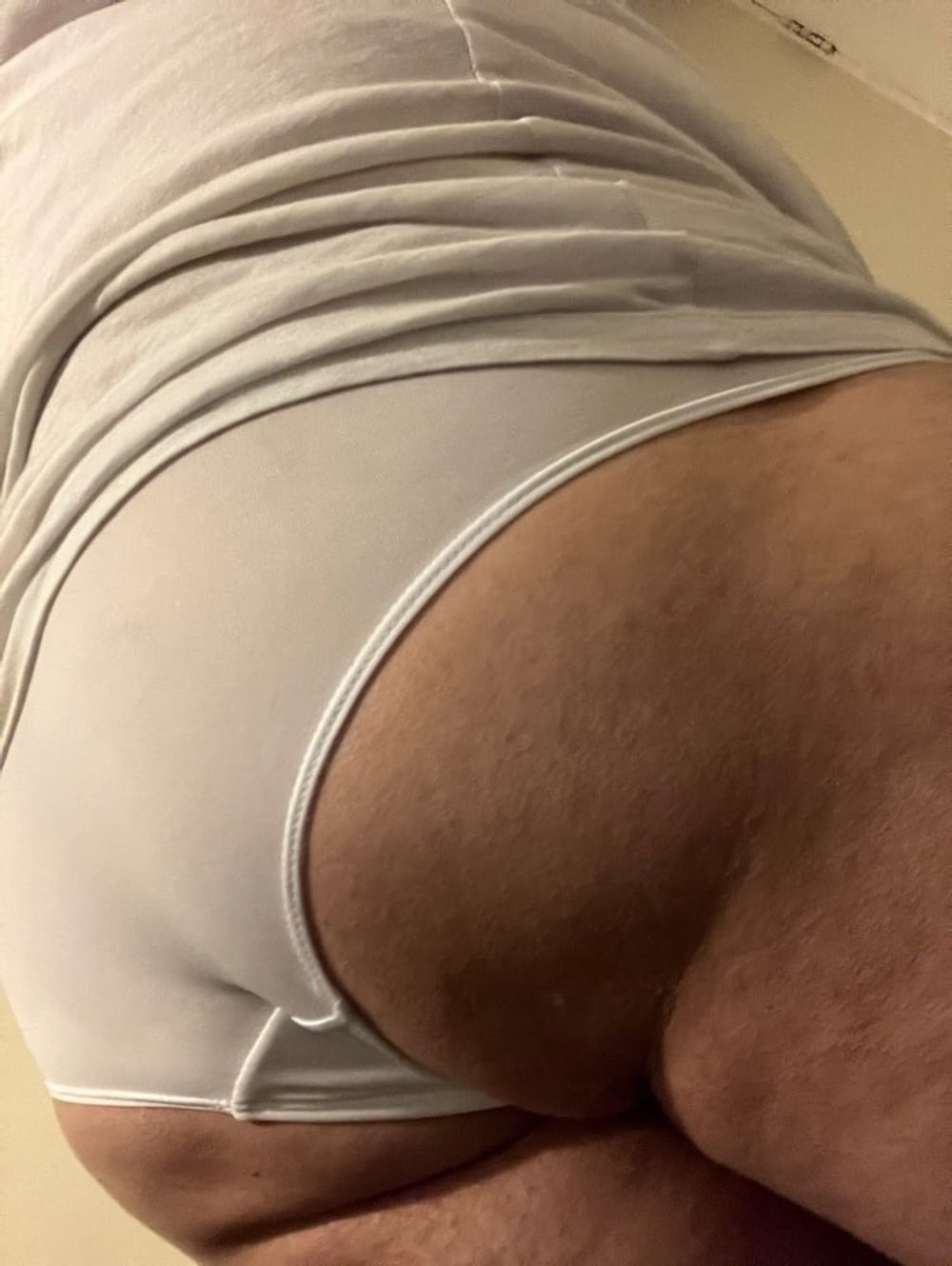 Tight in white x