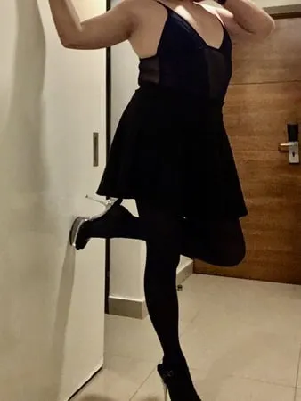 black skirt         