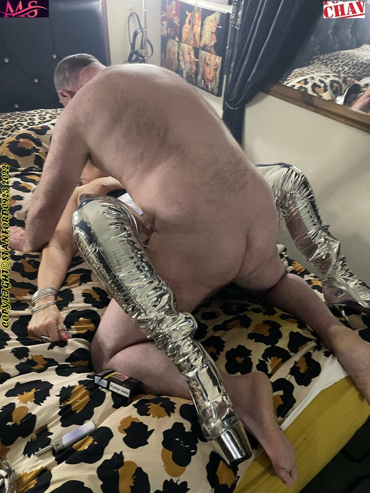 CHAV GETS DONE BY DADDY AND HIS BEST MATE #28