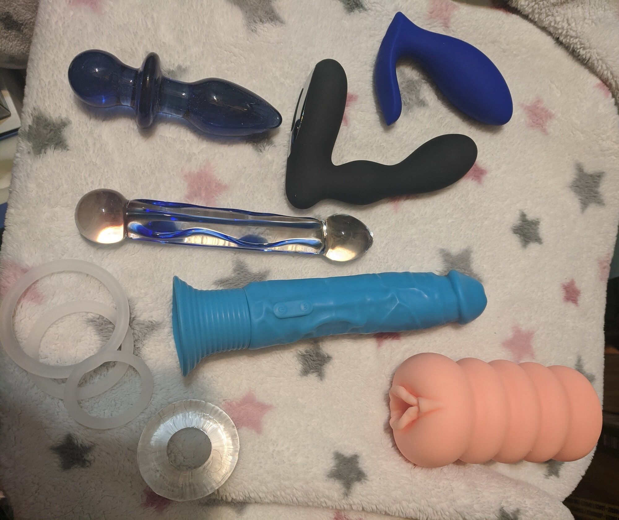 My toys and a messy cumshot