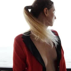 Best way to wear a blazer