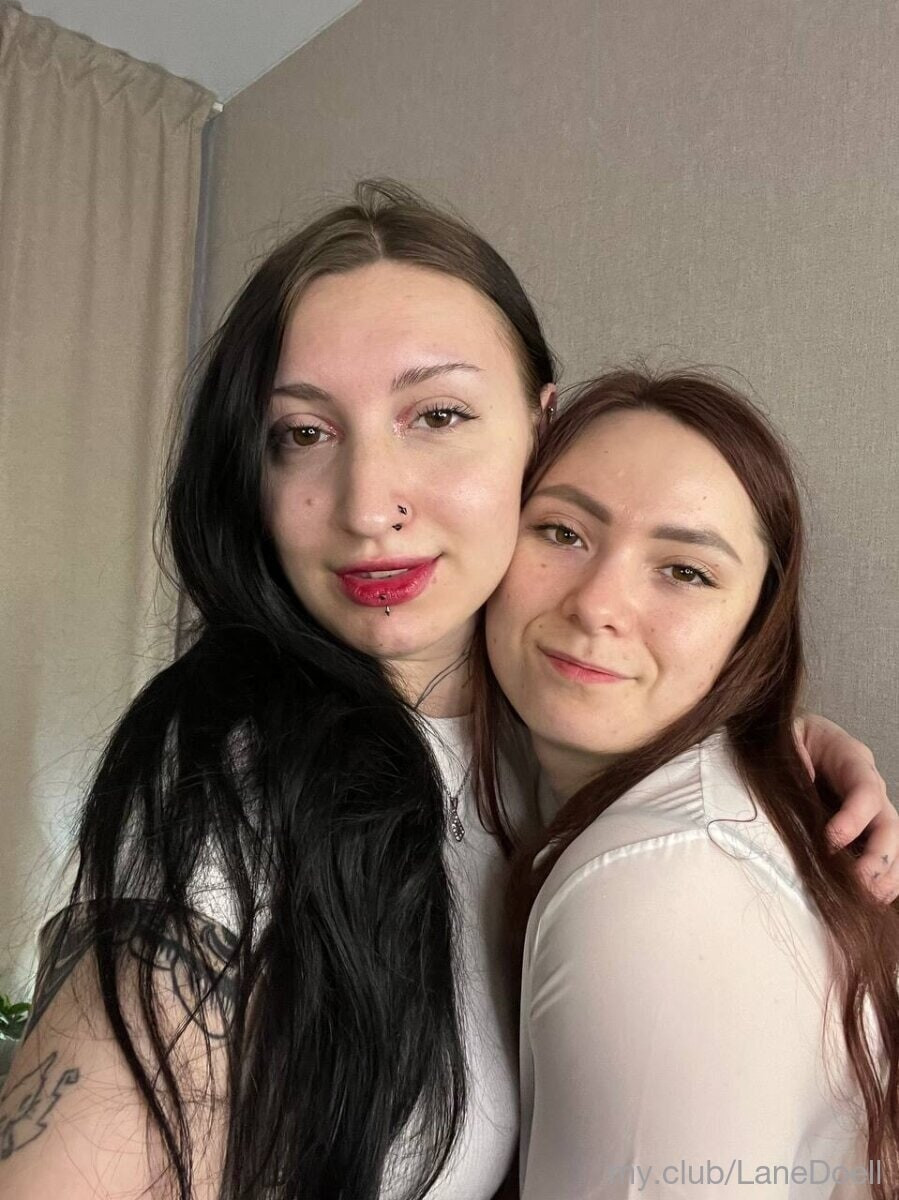 Hild ​​and ​​Blair Free Photos #20