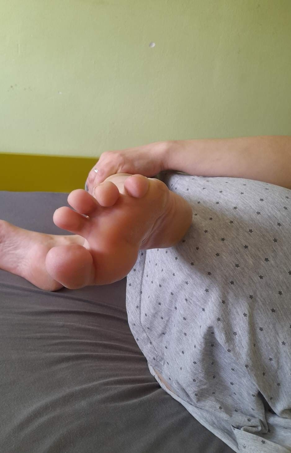Bare feet toes mistress agata #9