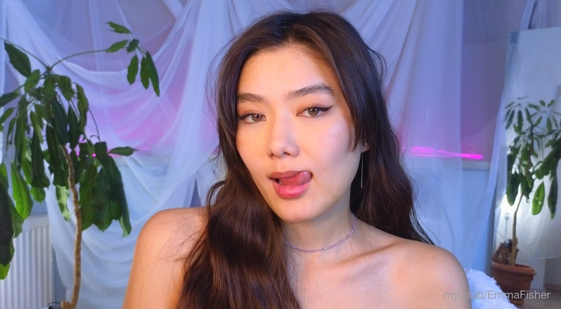 Free Naomi Photos #45