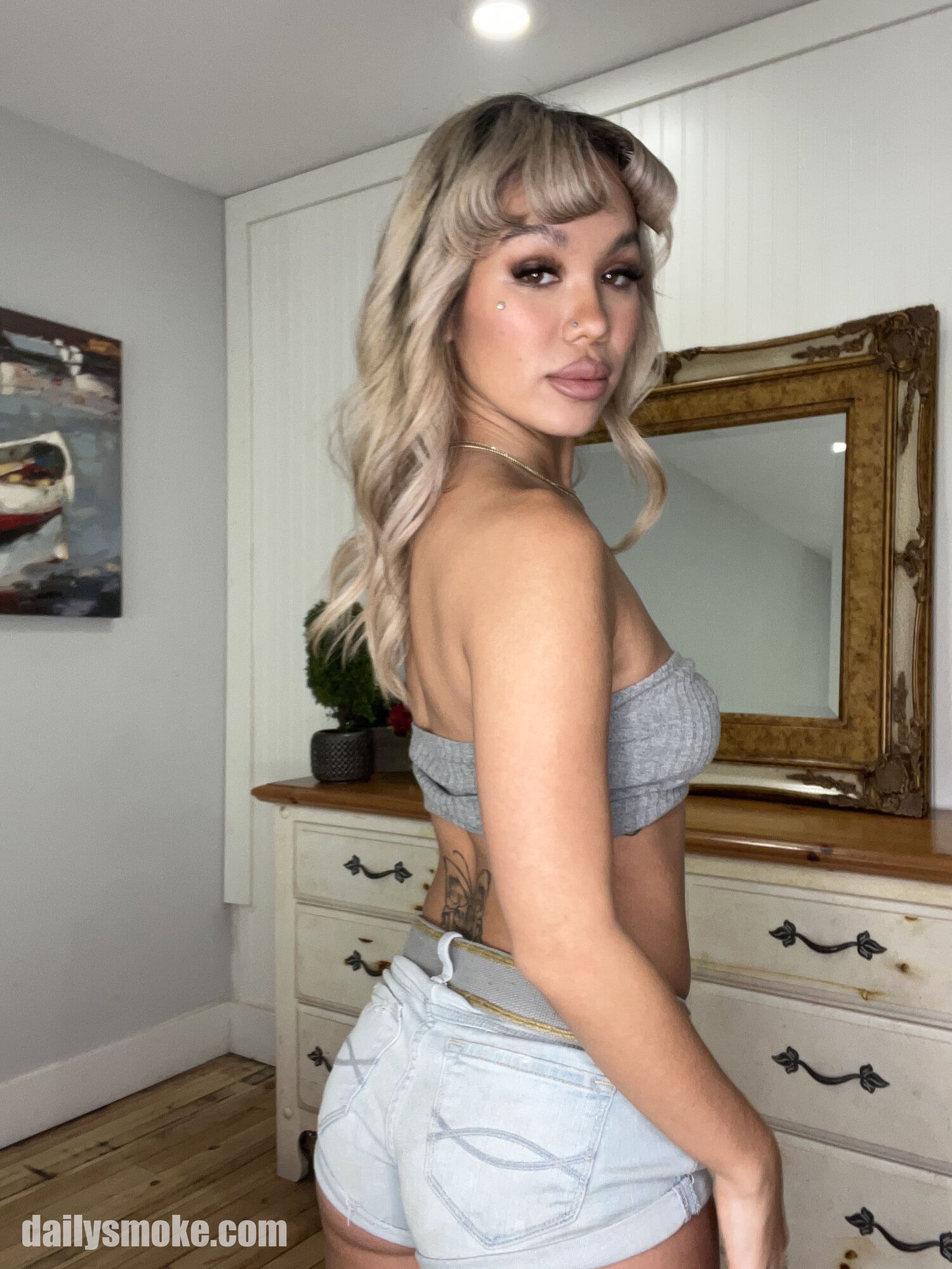 Luna Luxe's Ass Looks Amazing In These Shorts #2