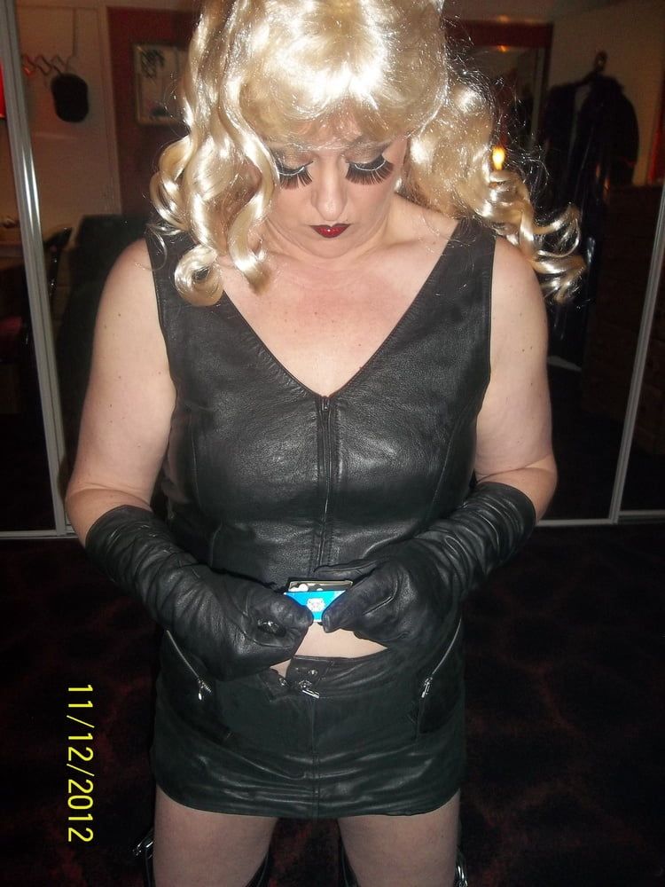 MY LEATHER WIFE #44