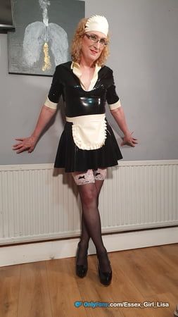 Sexy English MILF Lisa In Latex Maid Costume