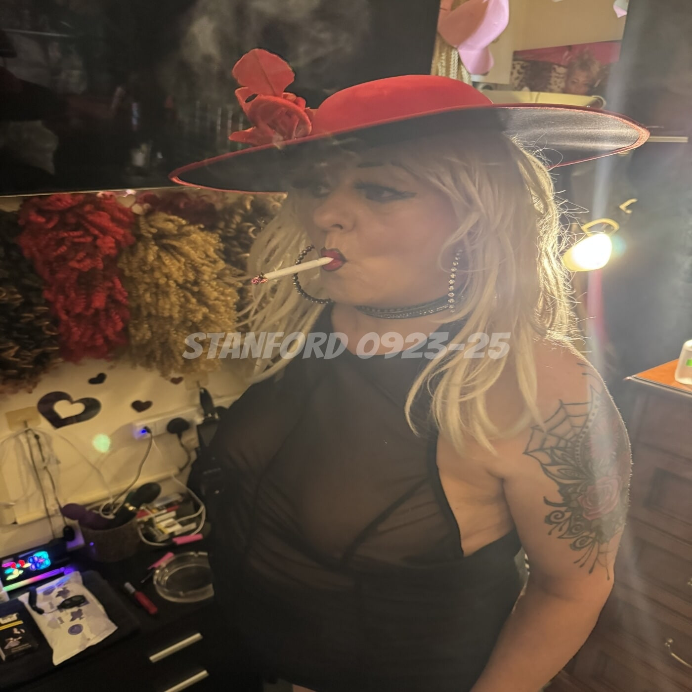 POSH SHIRLEY SMOKING PT 1 #3