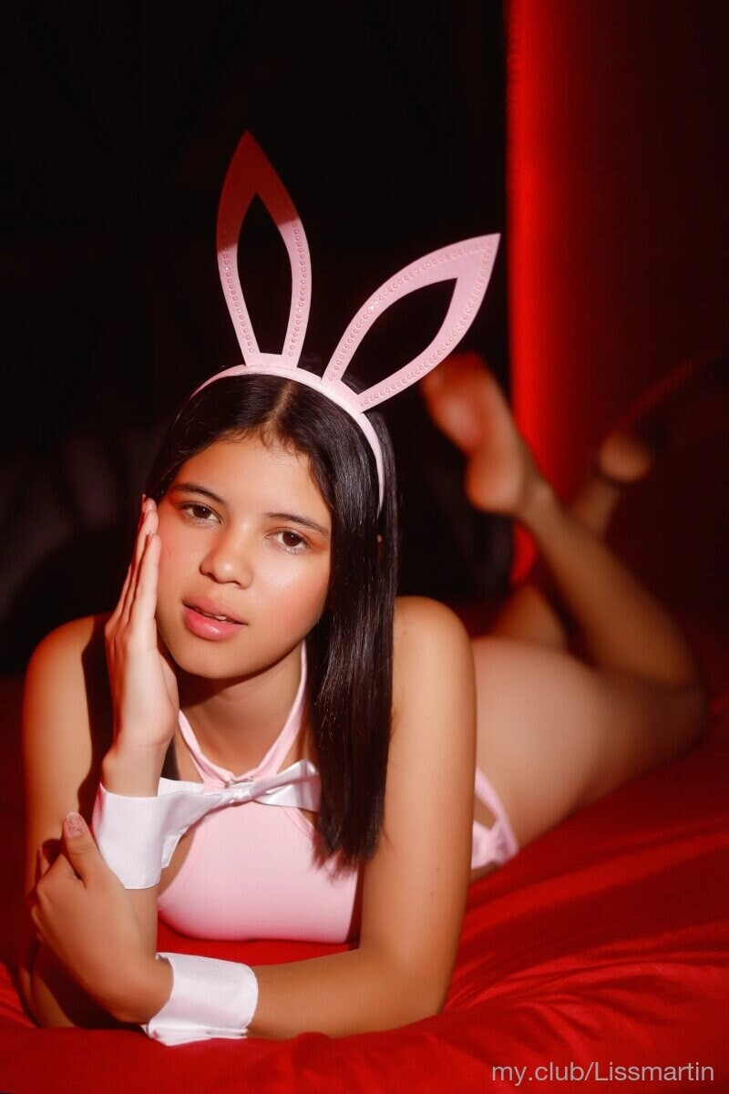 Free Lizz Martin Photos #3