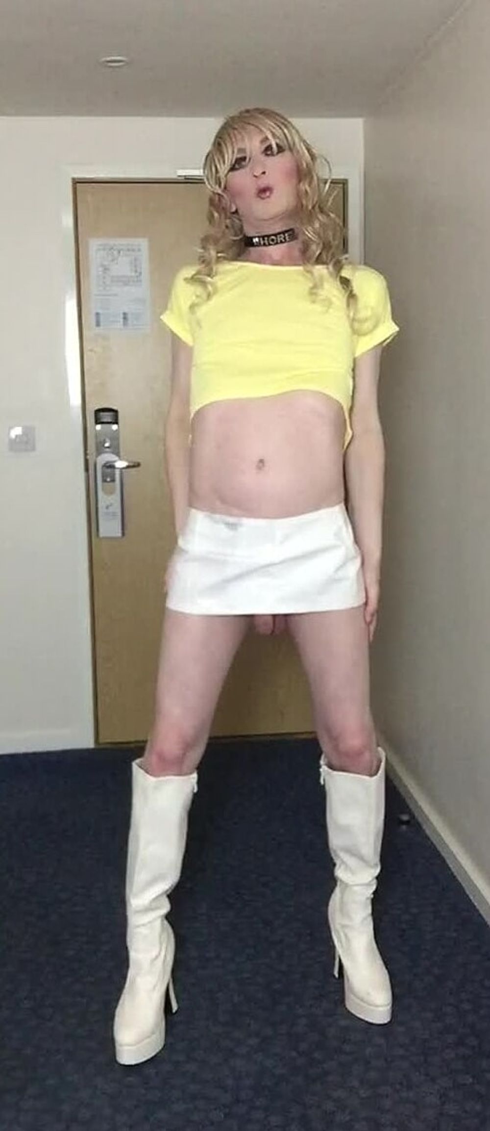 Sissy Sandra Posing Yellow and White #15