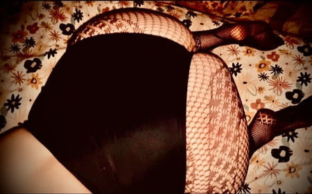 Fishnets in the dark