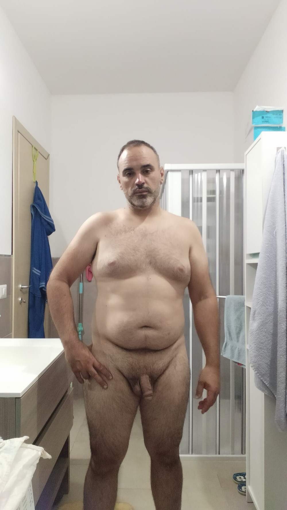 Ragazzo mostra il suo pisellino minuscolo  #19