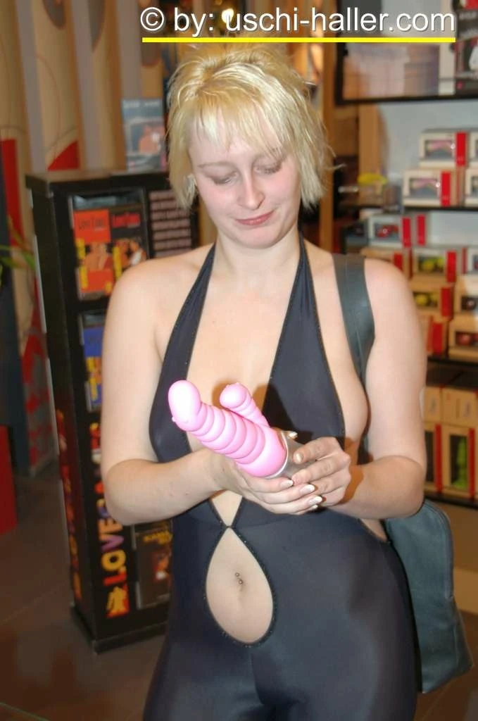 Dany Sun at the Venus Fair in Berlin - part 2 #6
