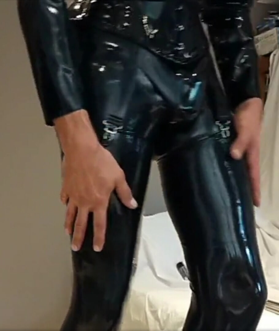 Alison in rubber #39