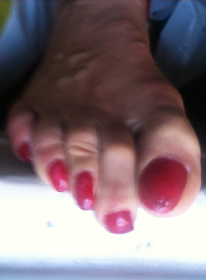 red toenails mix (older, dirty, toe ring, sandals mixed). #8
