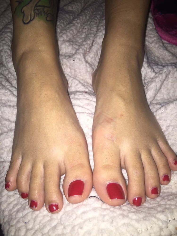 Cum Covered Latina Toes #32