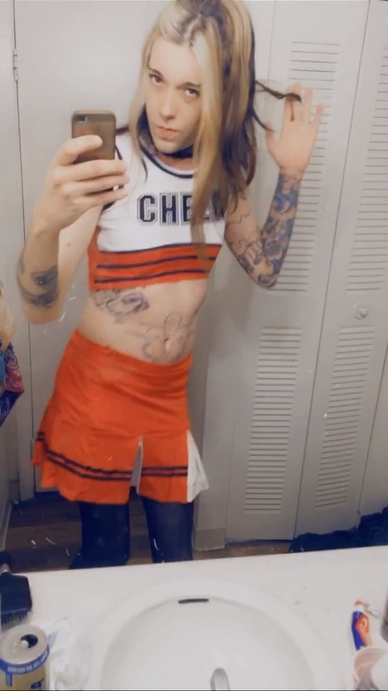 Sexy Cheerleader #32