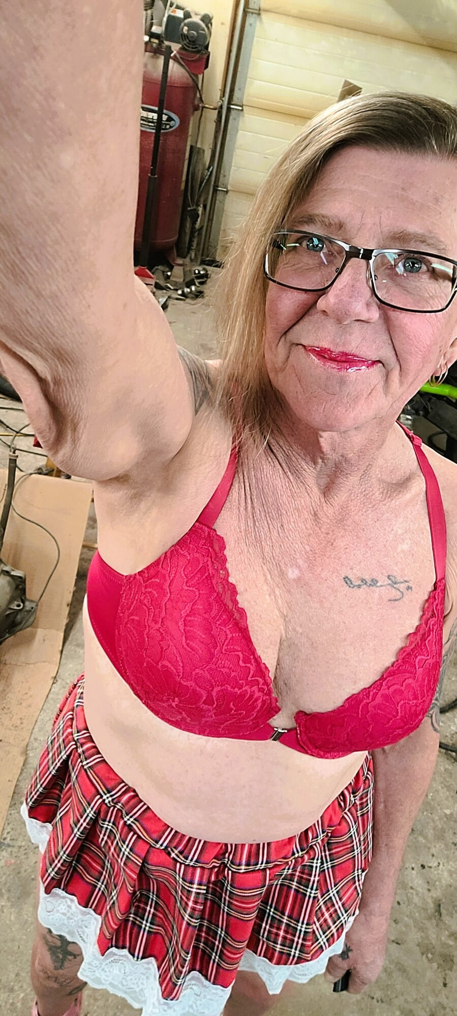 pretty gurl and butt plug  #8