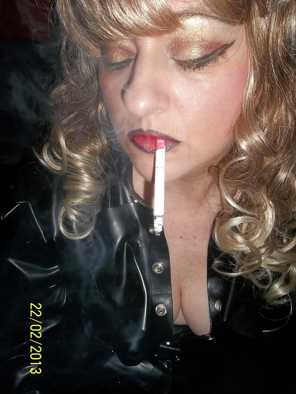 SMOKING SLUT #51