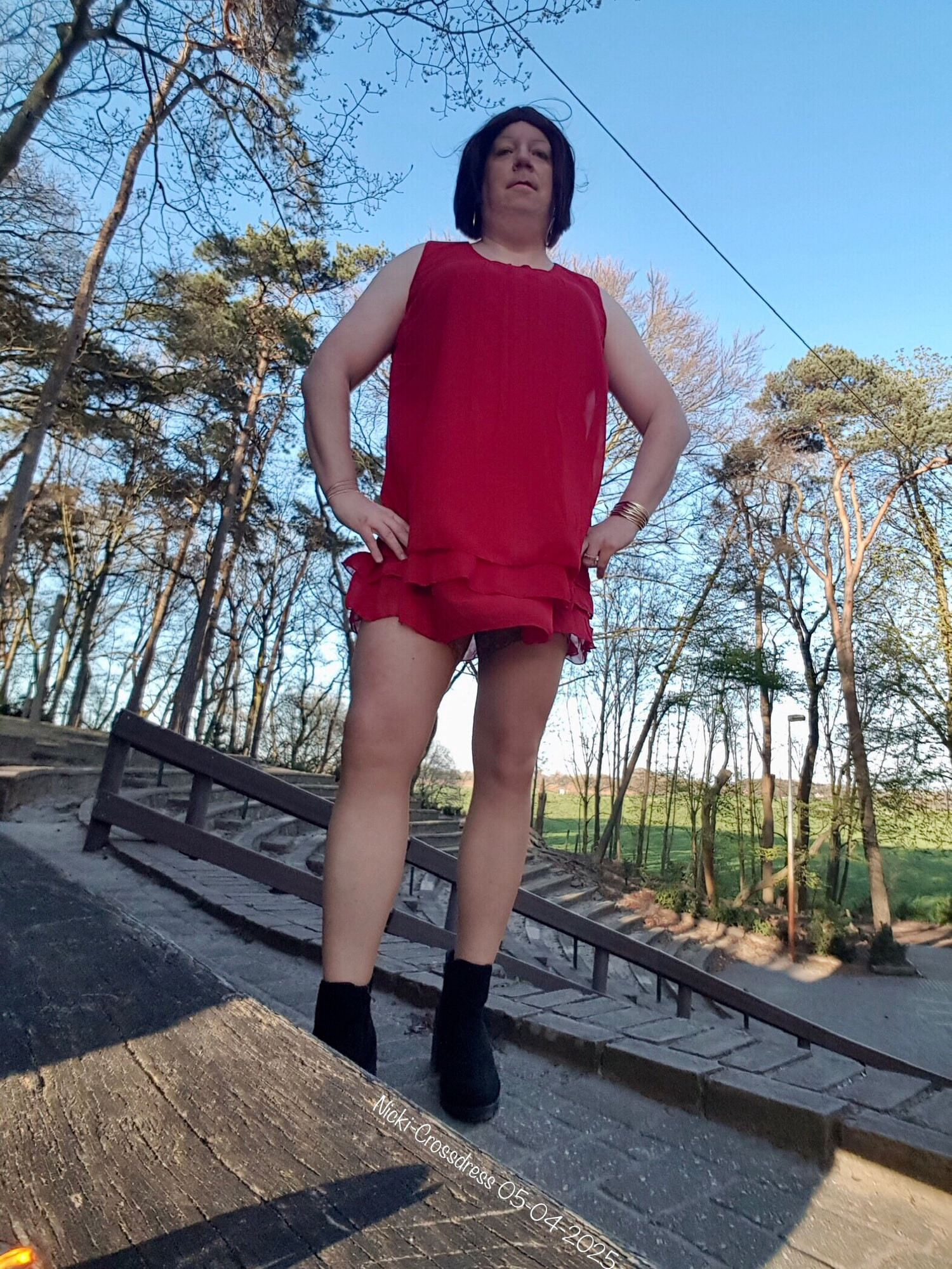 Nicki-Crossdress Outdoor - red Chiffon Dress