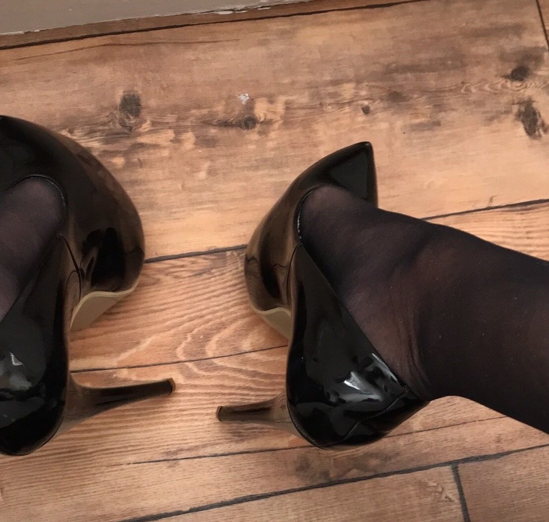 black tights & heels close-up #27