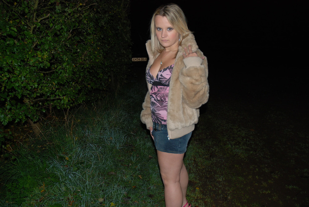 Blonde 18yr Old Dogging CockSucker #15