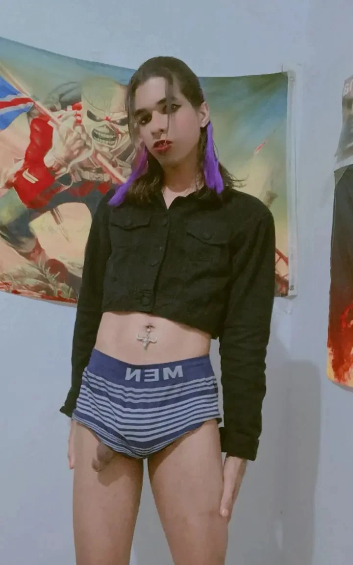 PICA DURA da TRAVESTI magrela Mulher TRANS Pauzuda de CUEC
