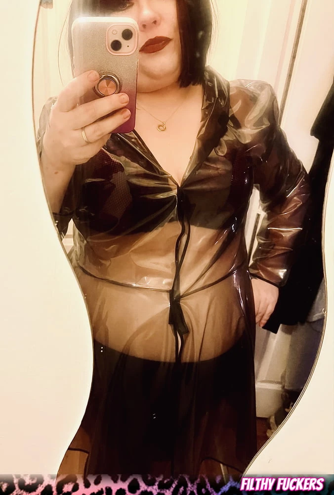 Tina Snua Selfies #4 #5