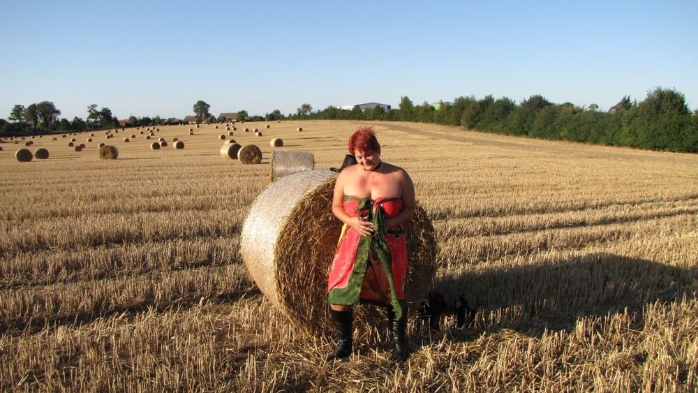 Anna naked on straw bales ... #34