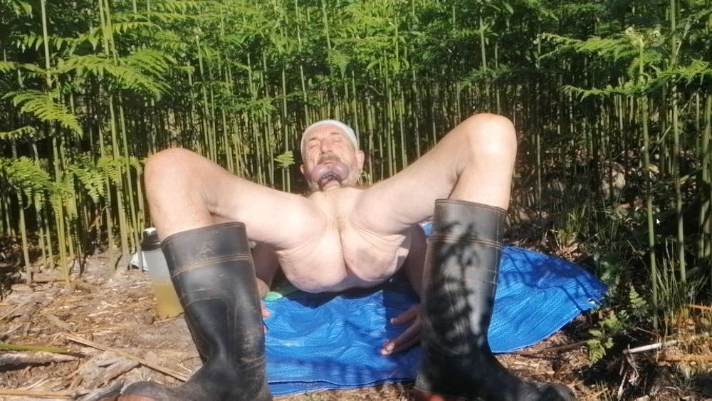 Naked in Nature showing balls #10