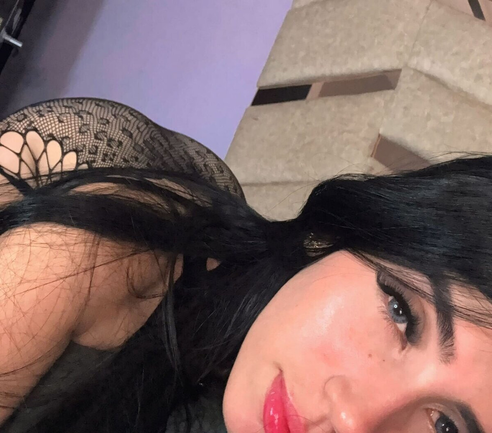 Sara Roy  Free Photos #4