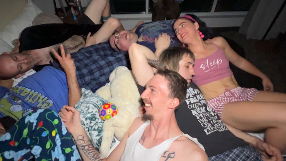 Portland Pajama Party Orgy - Cliff Media #4