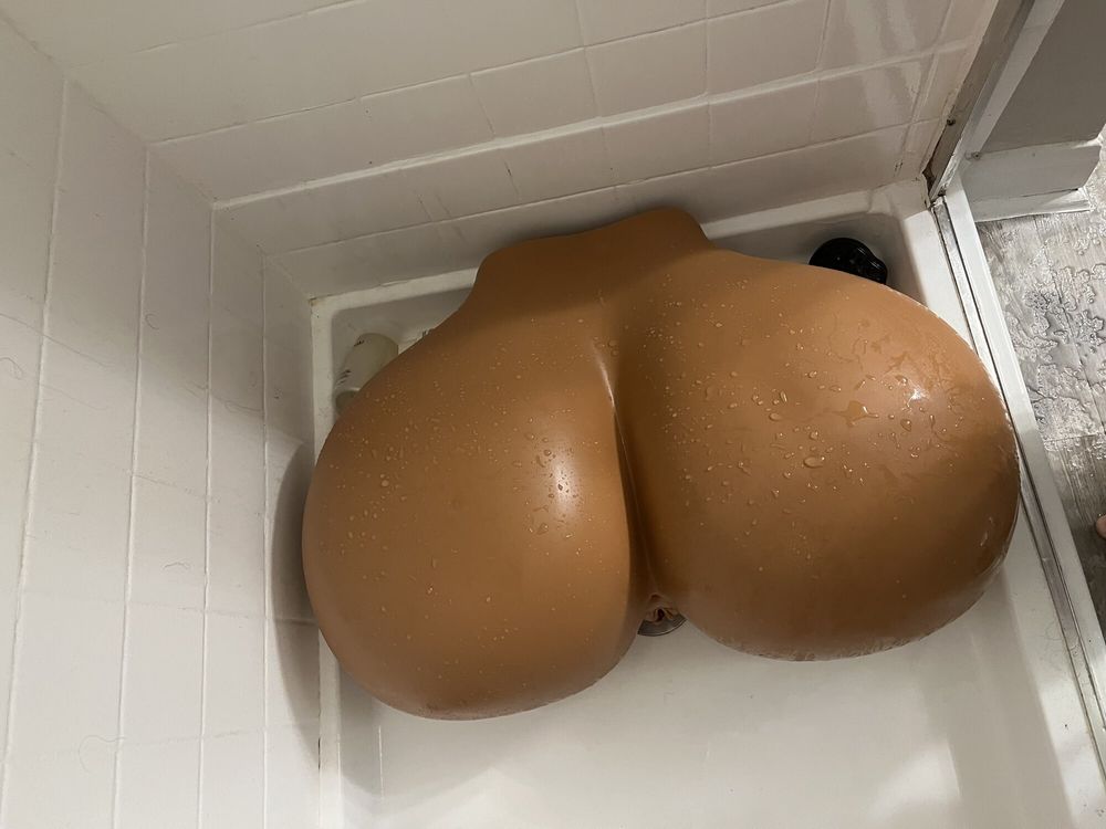 Enormous Booty Fucked Toy Soaking Wet #3