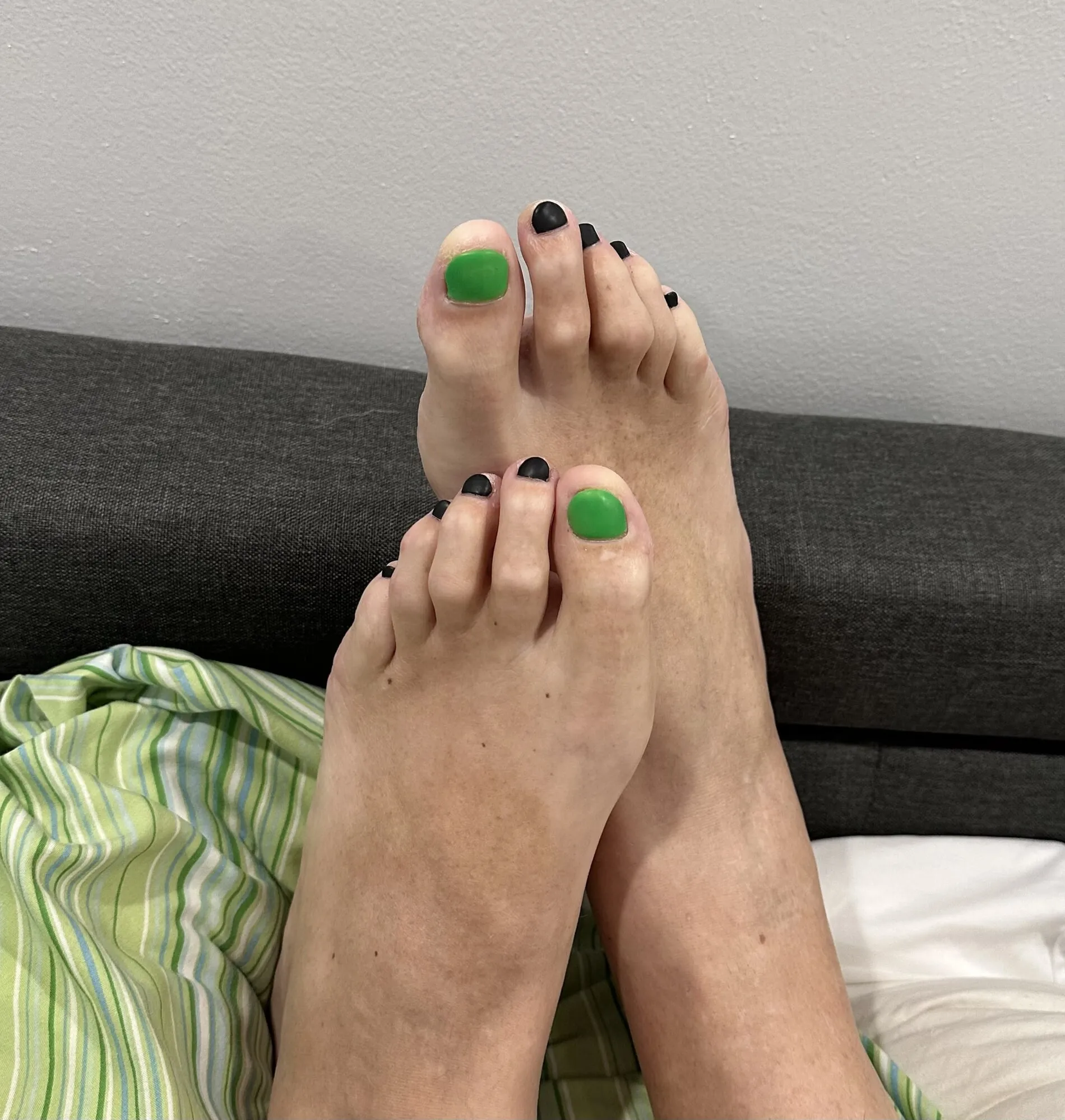 Lucy shows off her sexy feet #2