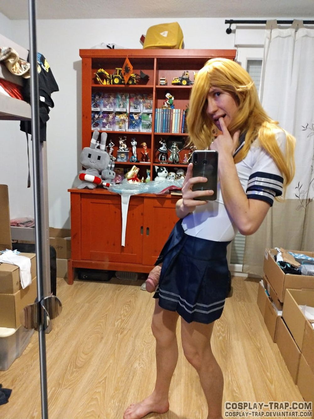 Crossdress Rosalina schoolgirl mirror #8