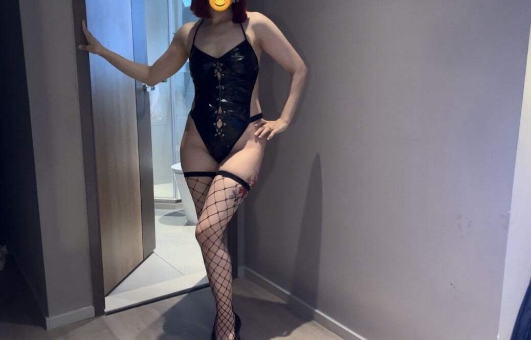 Hot  #32