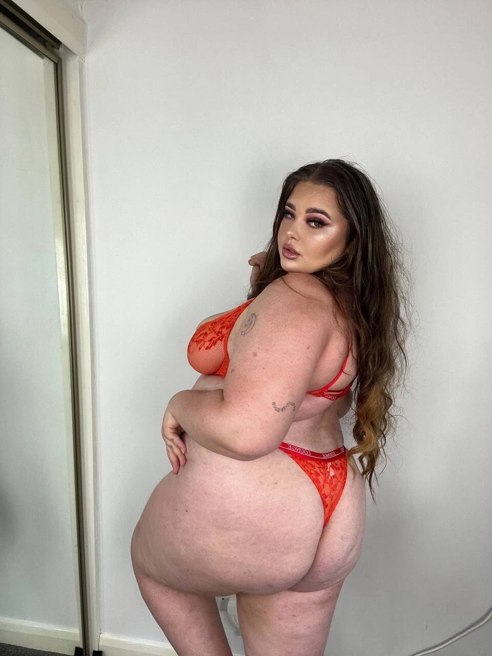 BBW ASS #5