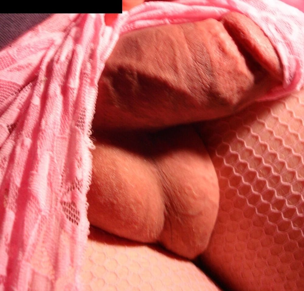 sissy danipig in PINK shows its clitty and pussy off #3