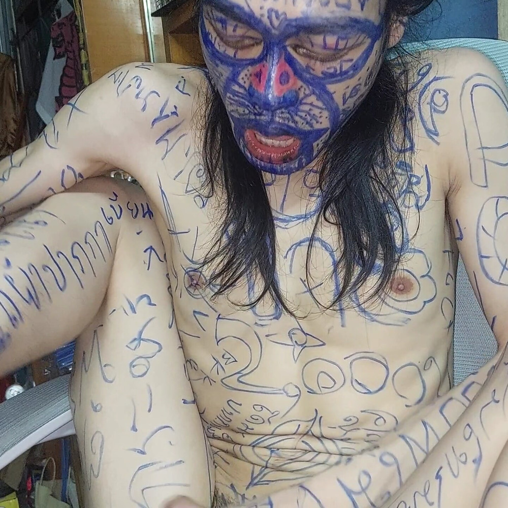Masturbate with funny body paint #18