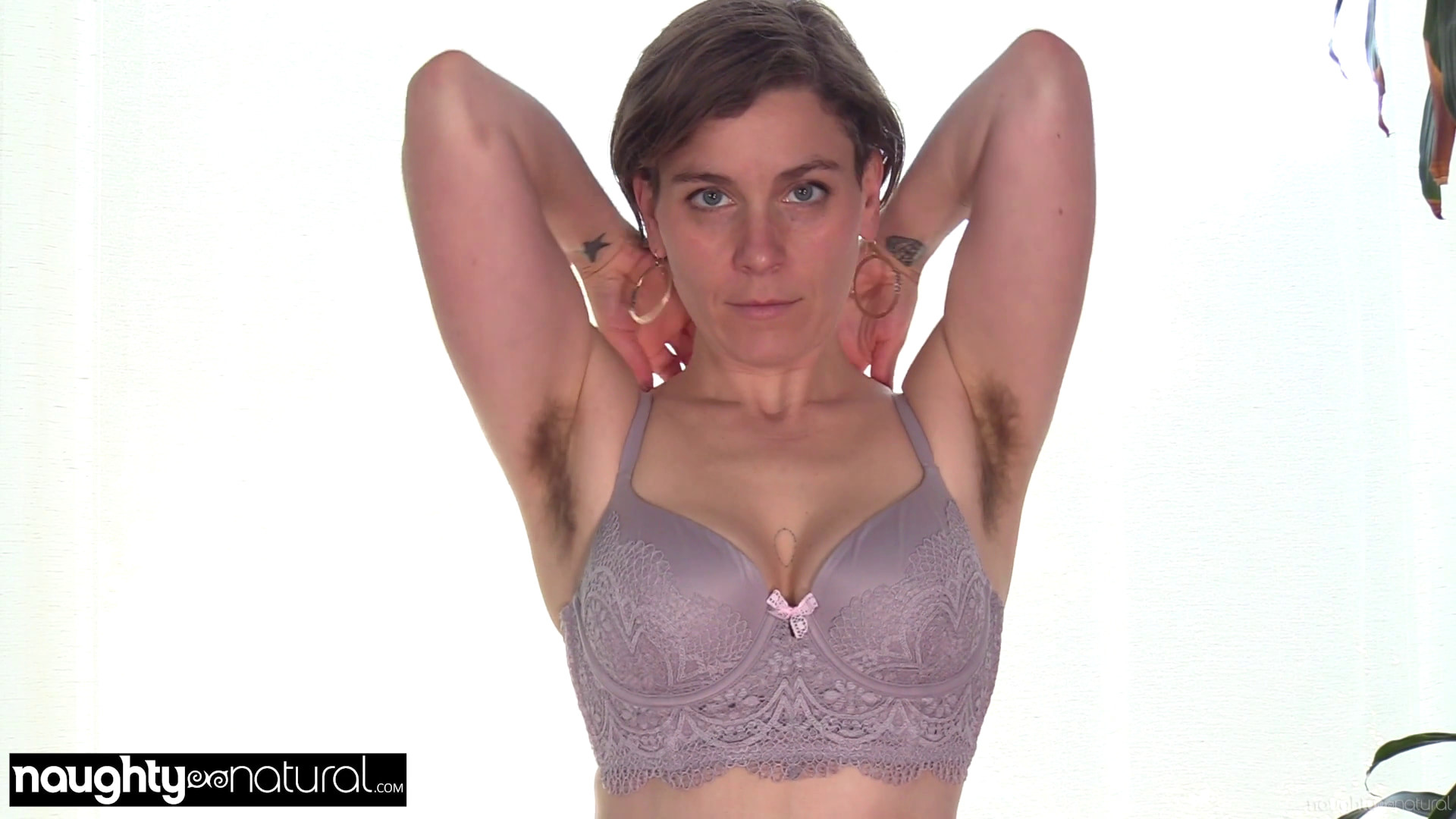 NAUGHTYNATURAL: Cookie's Amazing Orgasm