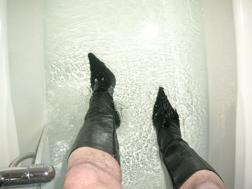 Fun with Leather Boots in the Tub #12