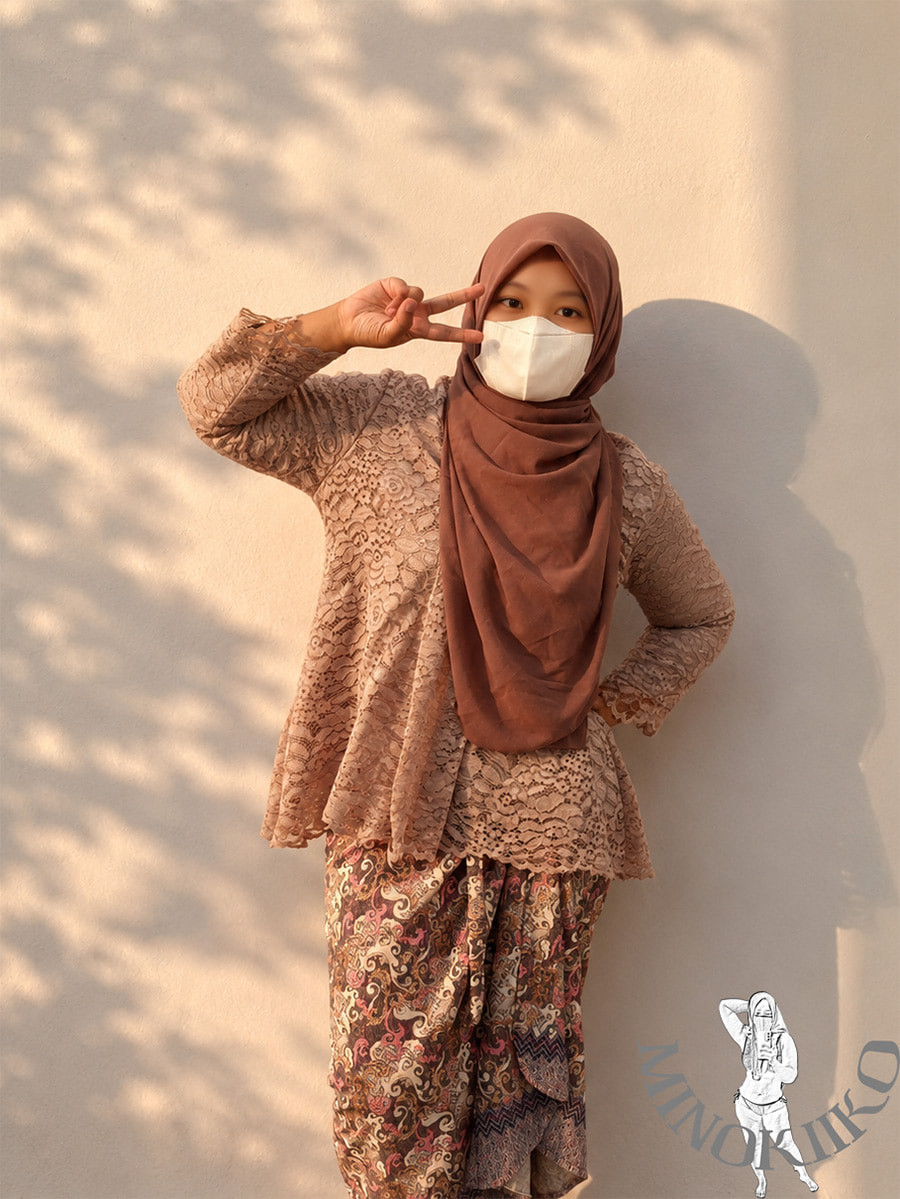 Asian Hijab Kebaya Enjoy Her Afternoon Time - Minokiiko #2