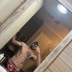 สกิลในควยบนเตียงออก 