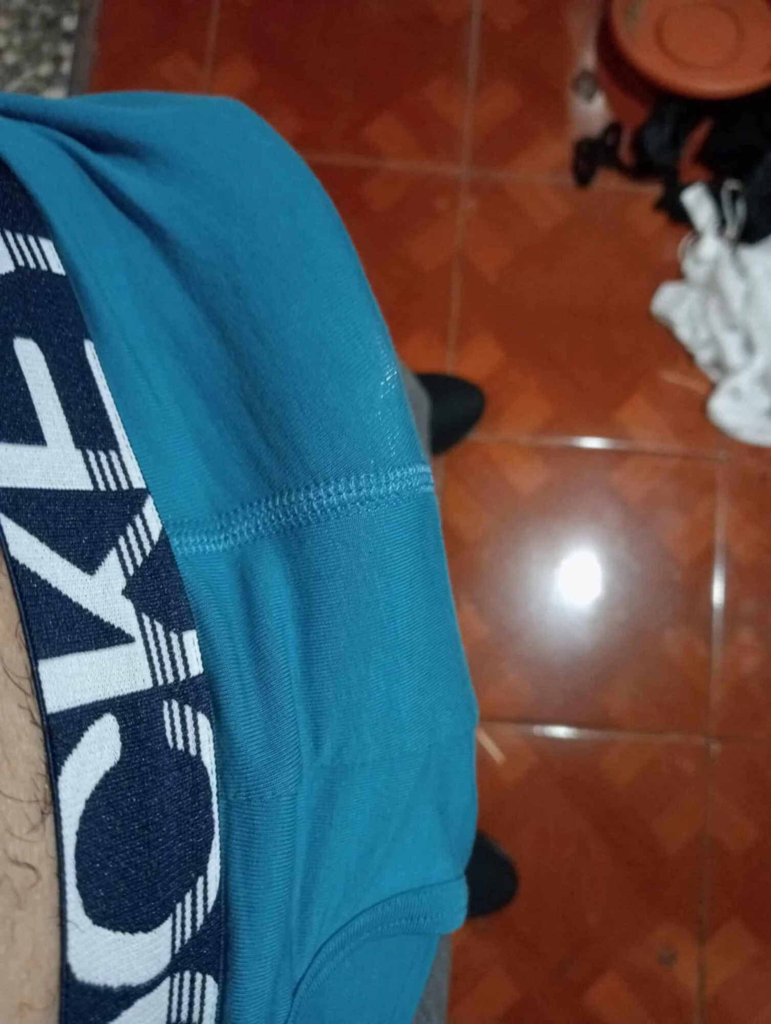 En casa descansando 