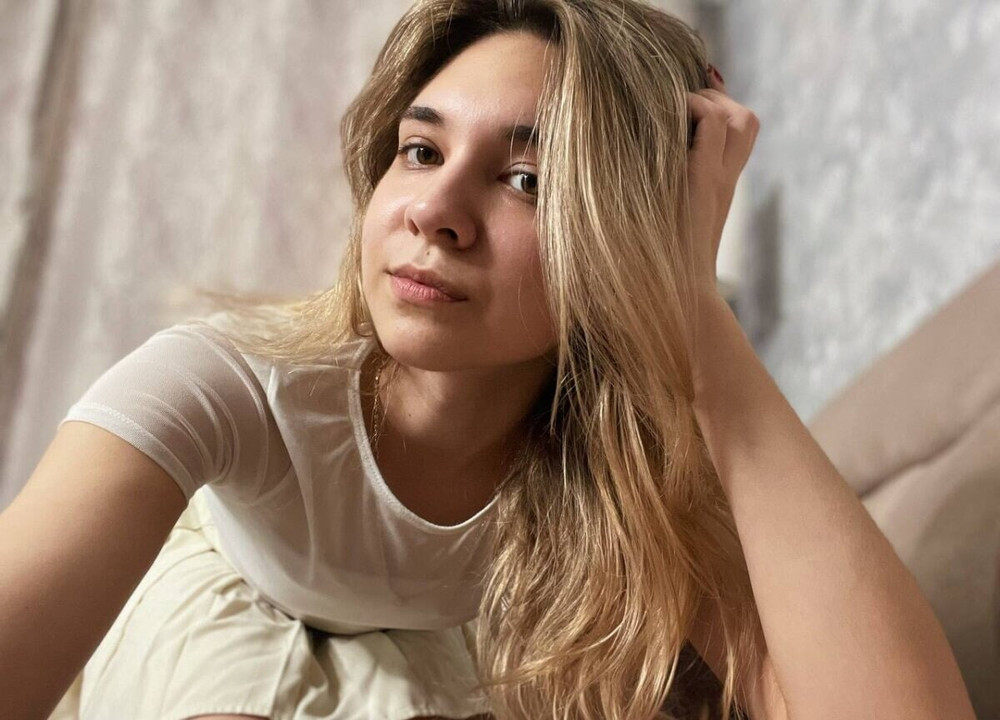 Cassandra Free Photos #37