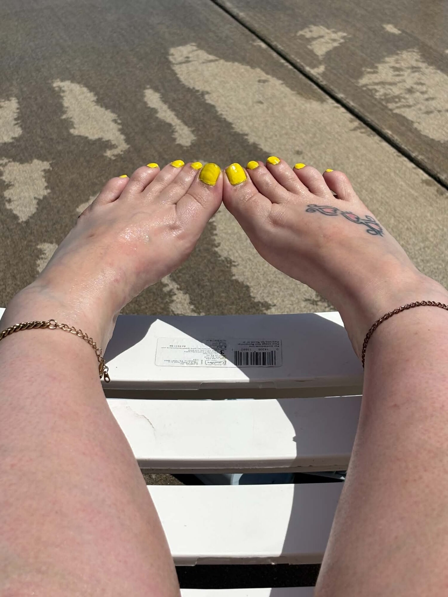 Cute yellow toes  #8