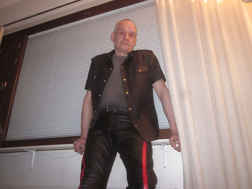 me in leather #9