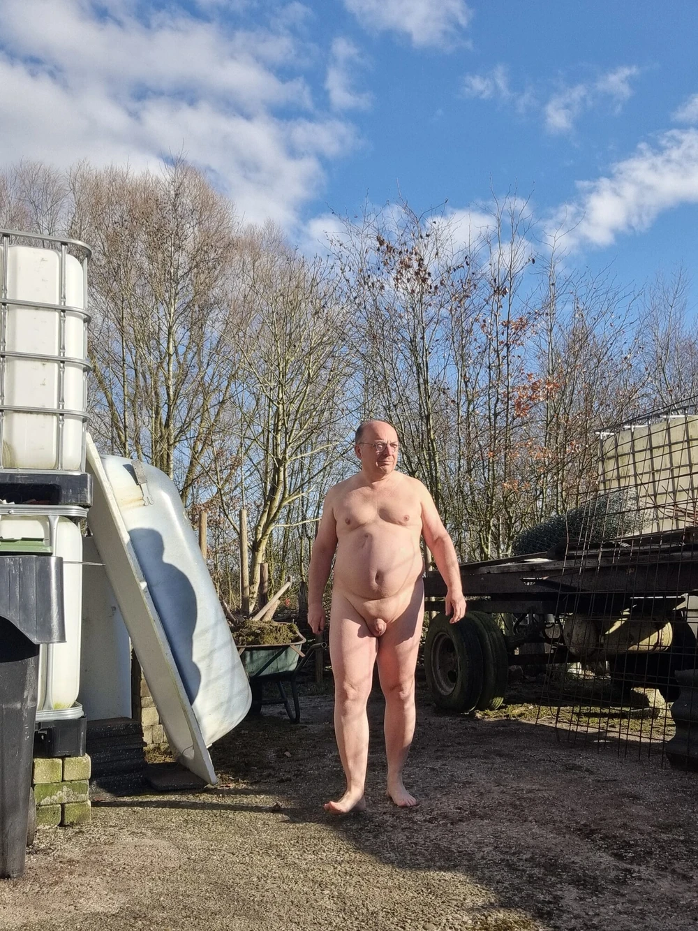 First day's 2025 in the nude outside #6