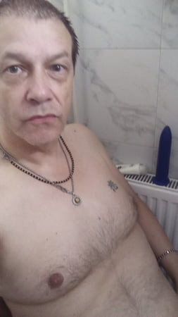shower selfies