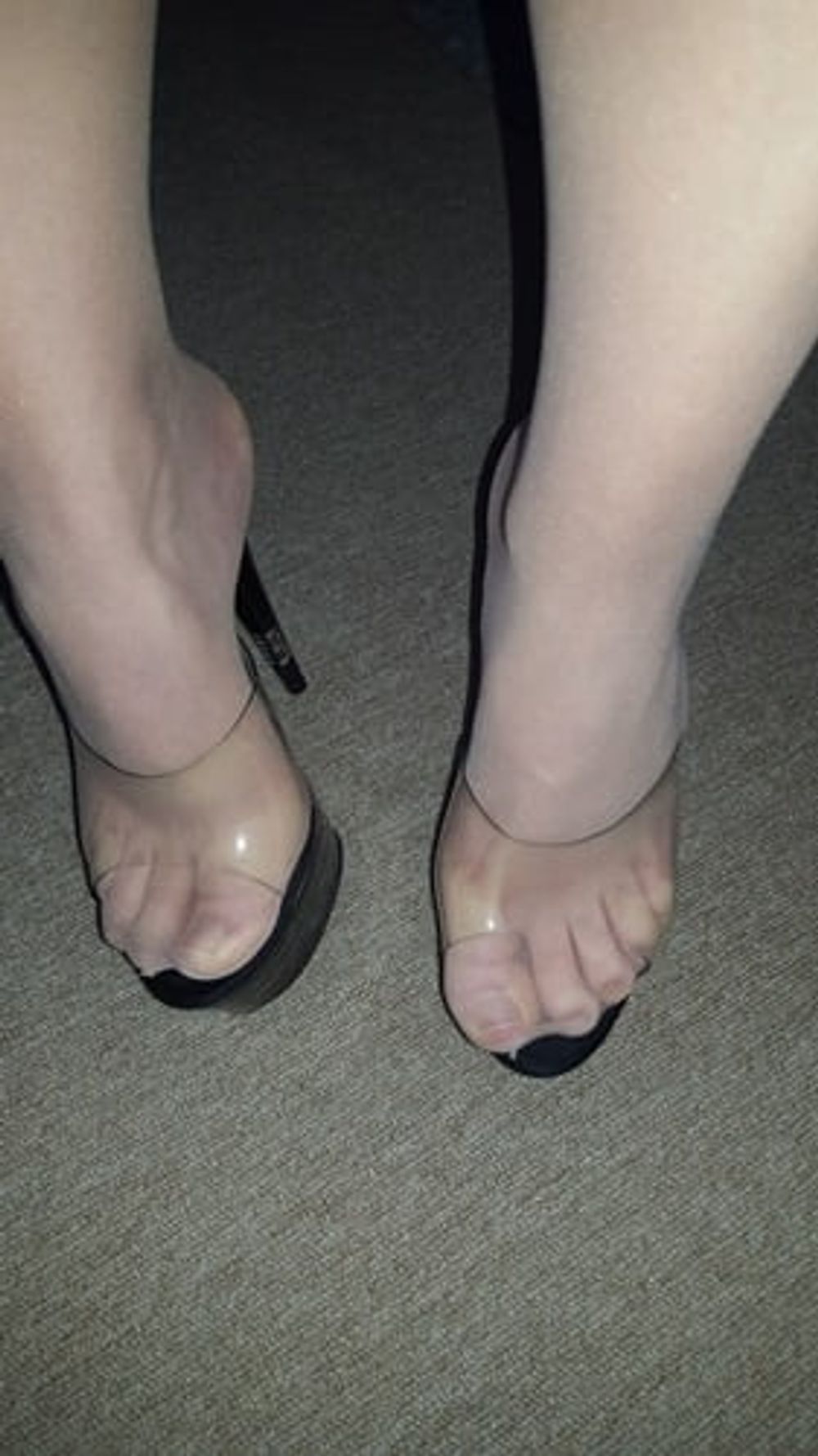 Barefeet ++ High Heels + + Nylons #8